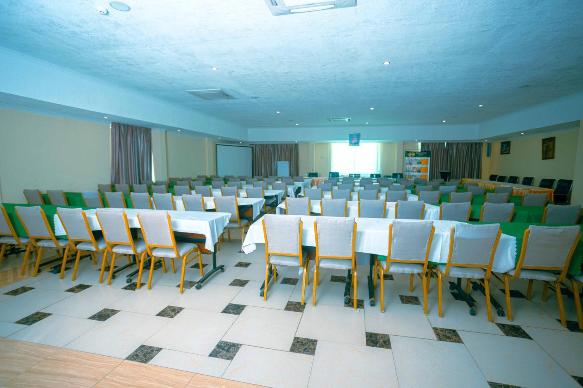 Tiffany Diamond Hotels - Mtwara Exteriör bild