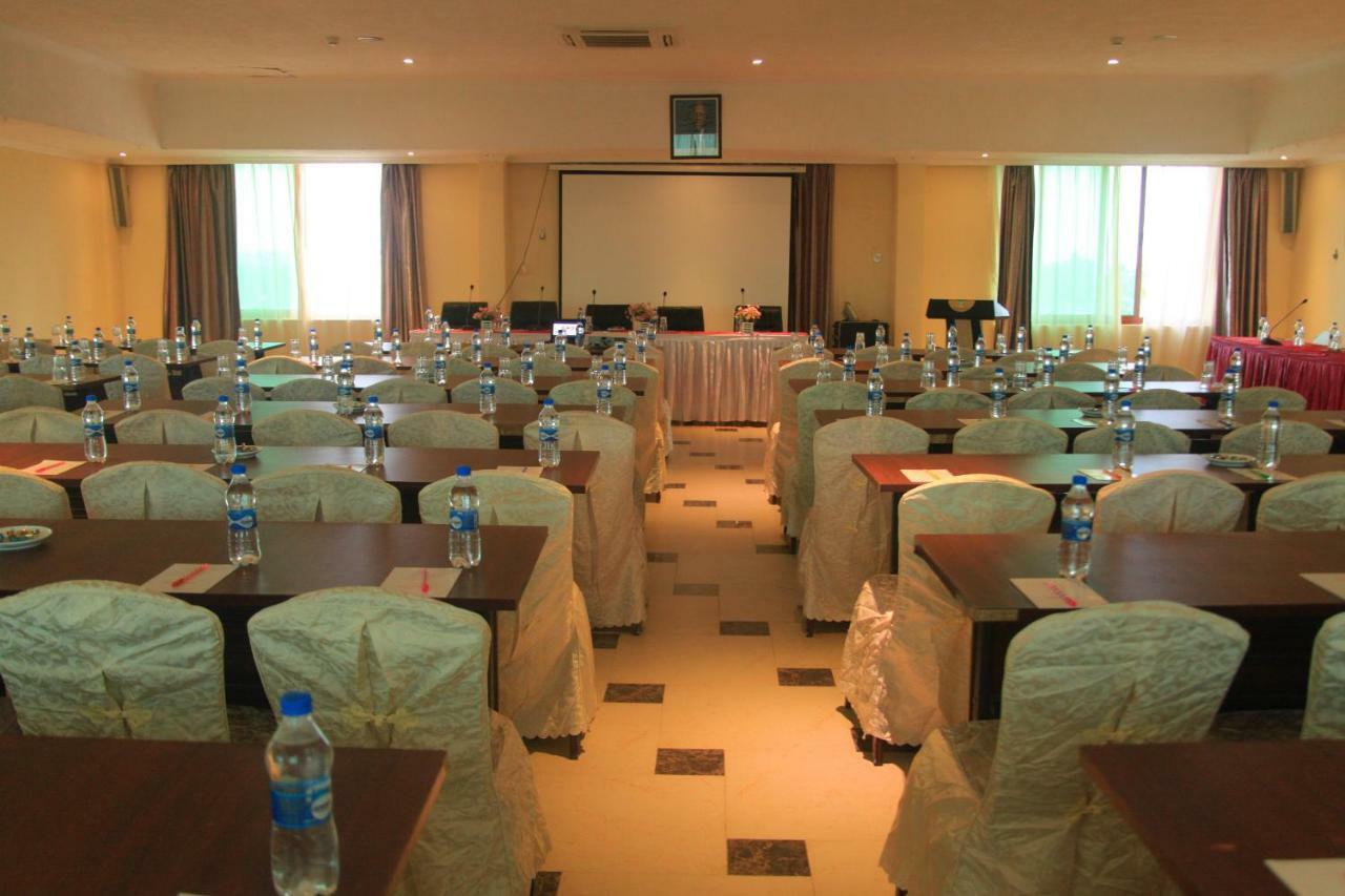Tiffany Diamond Hotels - Mtwara Exteriör bild